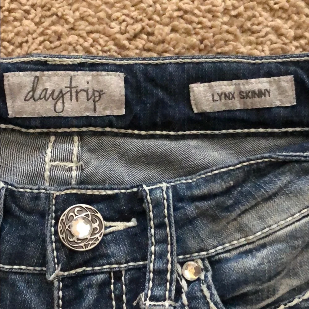 DayTrip Jeans - Picture 4 of 7